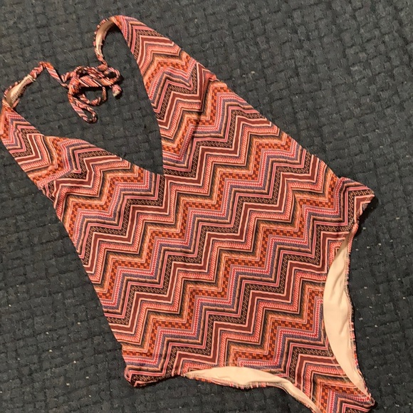 H&M halter one piece - Picture 1 of 2